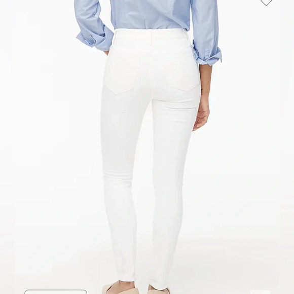 J.Crew White 9" mid-rise skinny jean in signature stretch
Size 28P - Picture 3 of 5